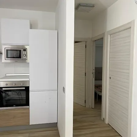 Newhouse Rooftop - Super Penthouse Seaview Apartamento Nettuno