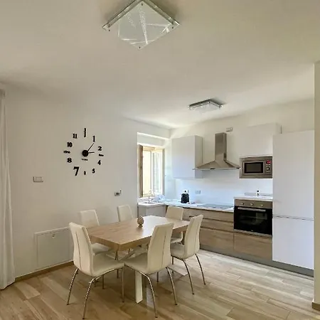 Newhouse Rooftop - Super Penthouse Seaview Апартаменты Неттуно